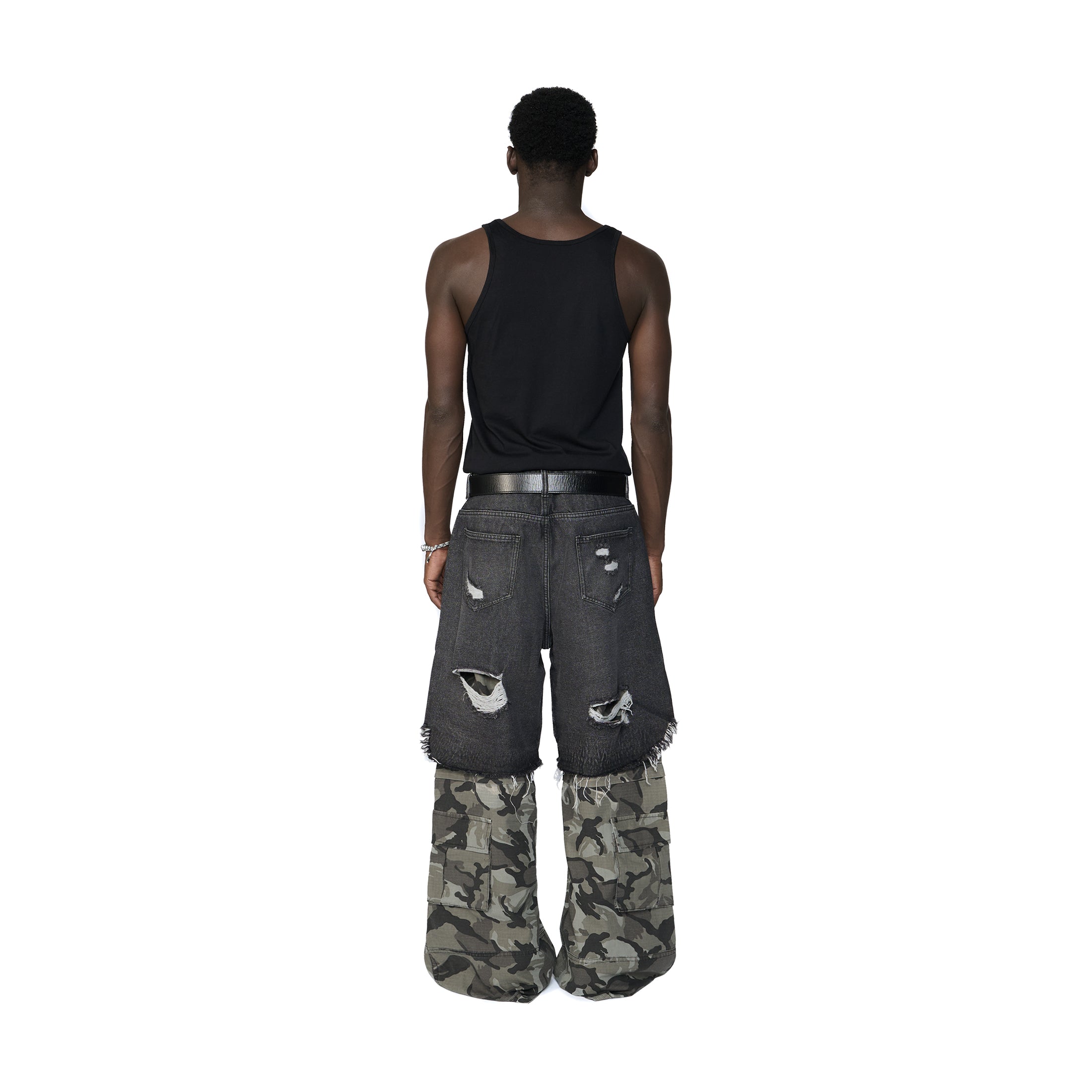 BLACK CAMO DOUBLE LAYERED BAGGY PANTS