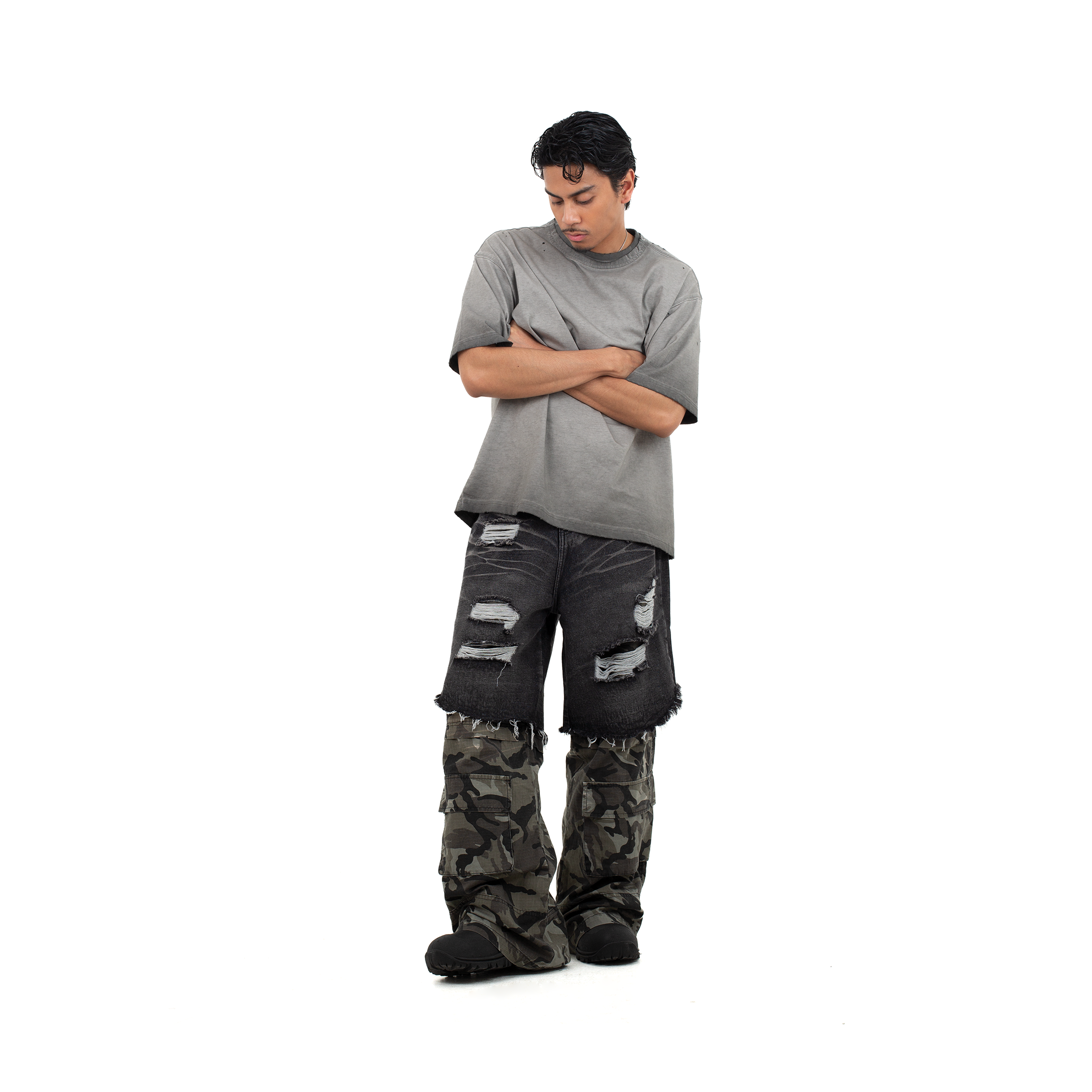 DARK GREY UNEVEN WASHED TEE